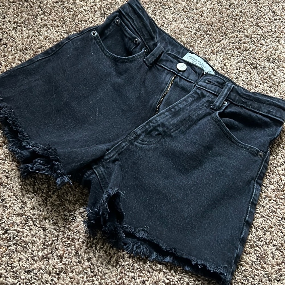 Abercrombie & Fitch The 90’s Cutoff Short High Rise
